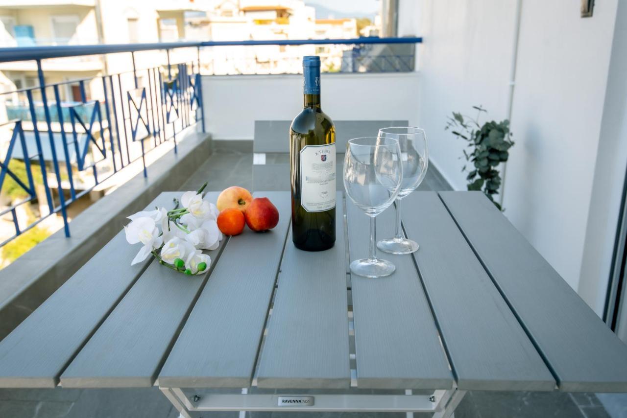 Miracle Luxury Apartments Peraía 외부 사진